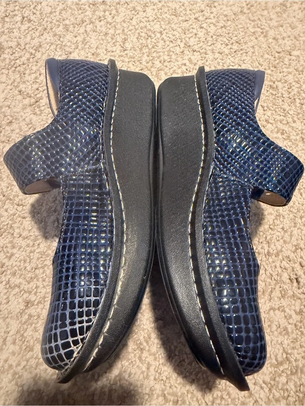 Clarks Black blu Plaid Slip On Preppy Loafers Sz 35 casual twee coquette comfy